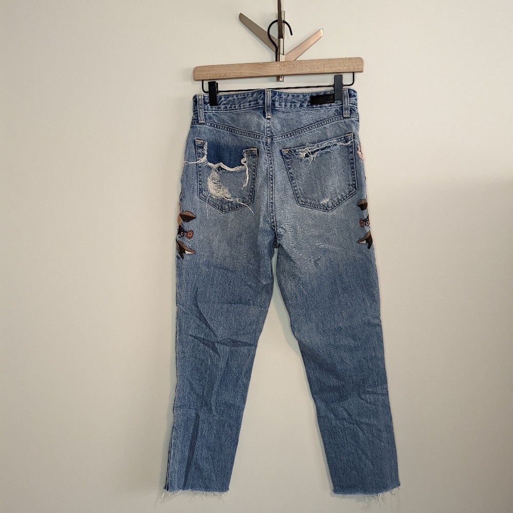 Abercrombie & Fitch Light Blue High Rise Jeans - Picture 9 of 9